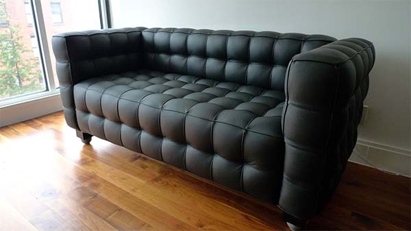 sofa-chesterfield
